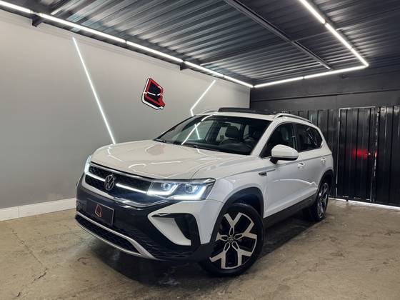 VOLKSWAGEN TAOS 1.4 250 TSI TOTAL FLEX HIGHLINE AUTOMÁTICO